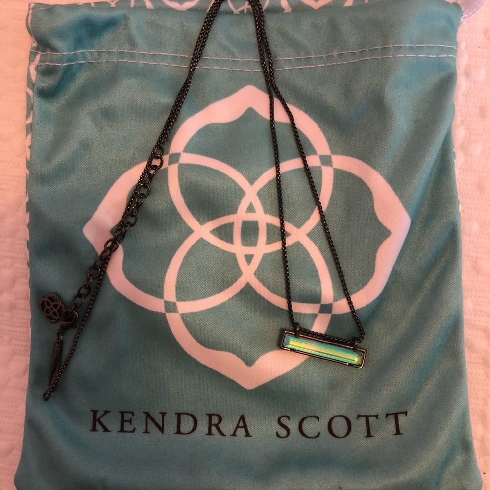 Kendra Scott Leanor Necklace